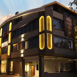 Bonnie Otel